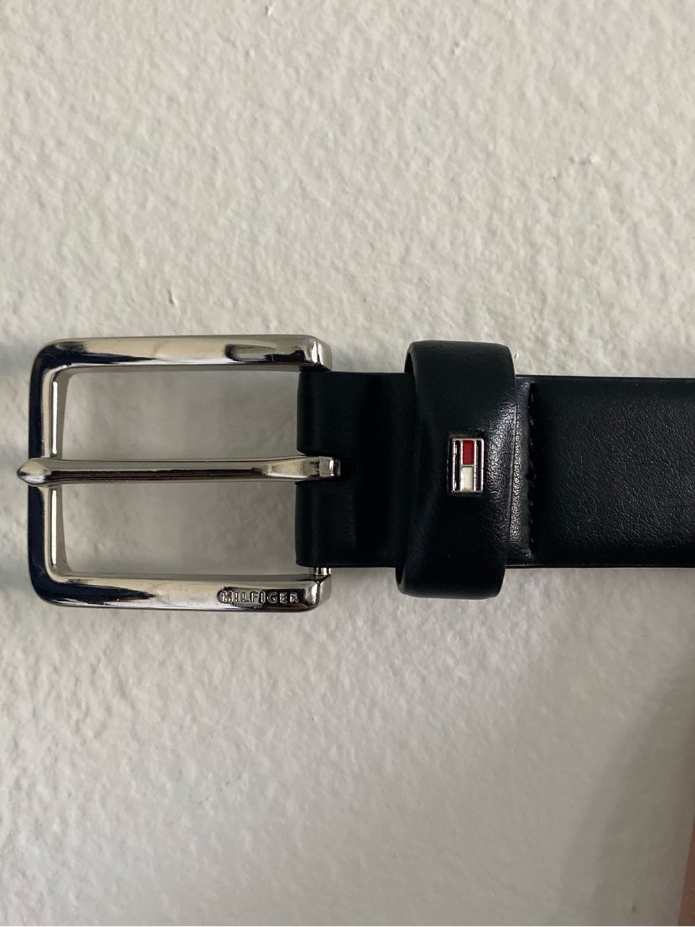Tommy Hilfiger Belt 1.5 inch 28-32
